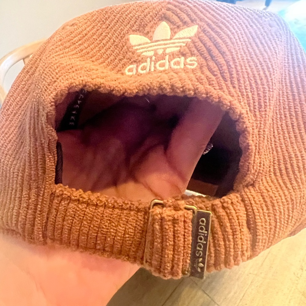 🤎Adidas🤎 Originals Corduroy Brown Hat - Picture 6 of 7